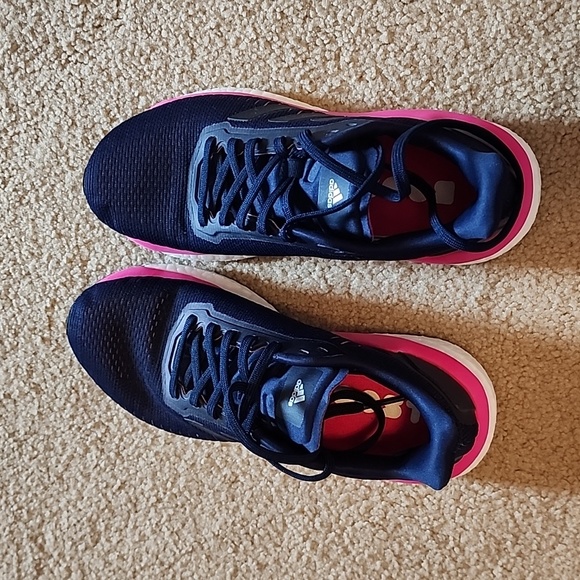 Adidas sneakers - Picture 1 of 4